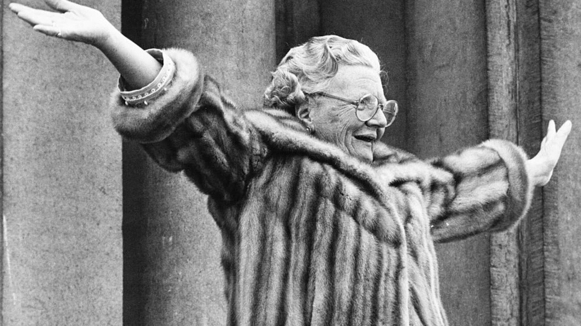 Le siècle de la reine Juliana • L'Éventail